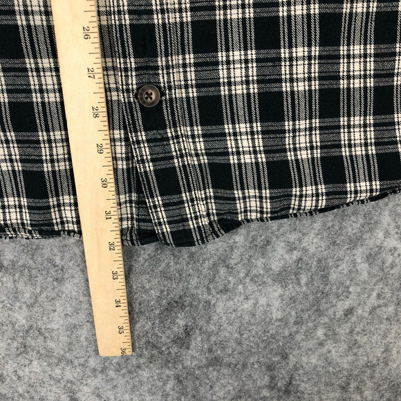 Duluth Mens Button Up Shirt XLT Black Cream Plaid Long Sleeve Front Pockets - Picture 8 of 9